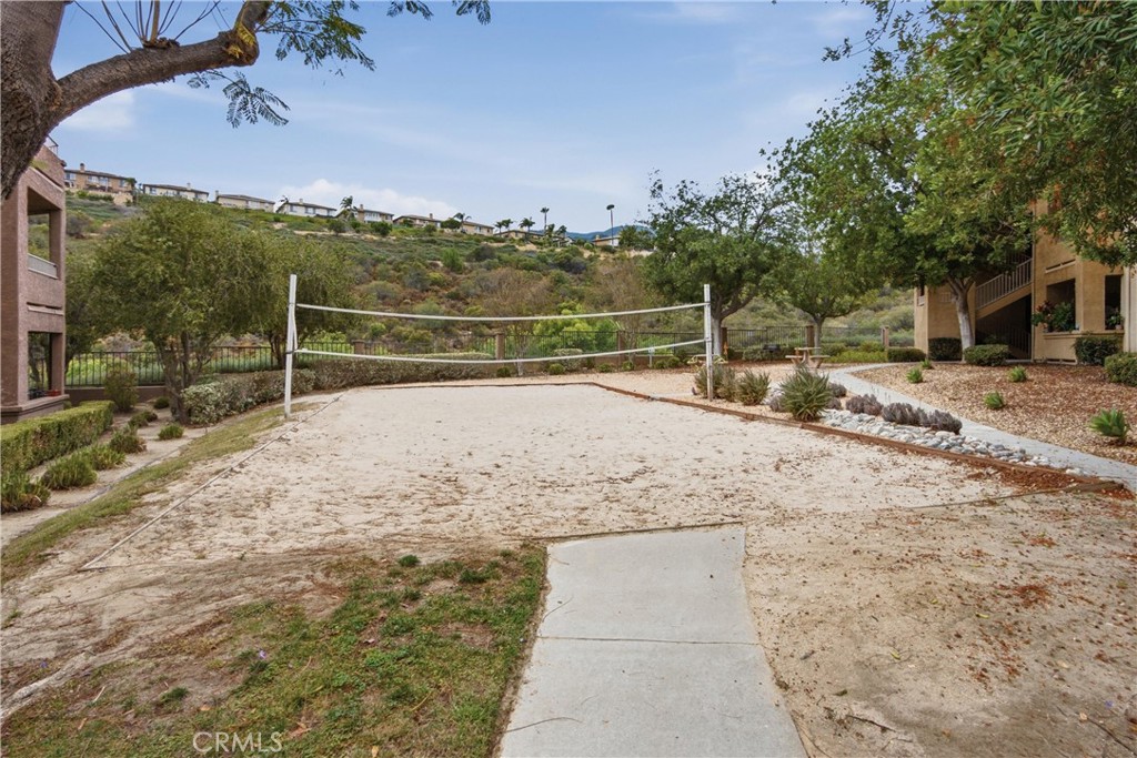 2450 San Gabriel Way 104