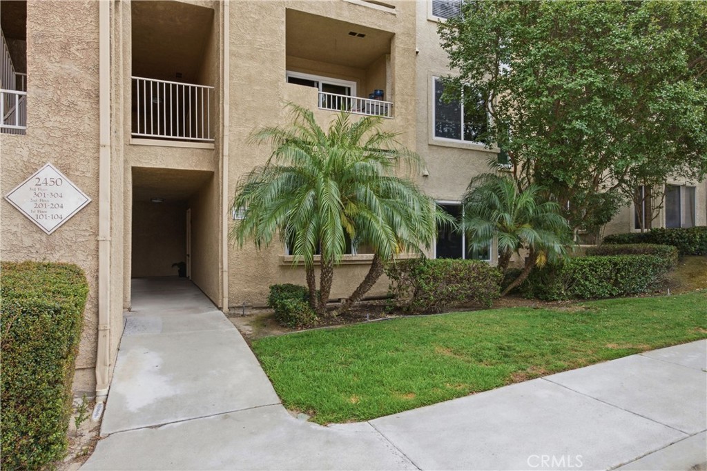2450 San Gabriel Way 104