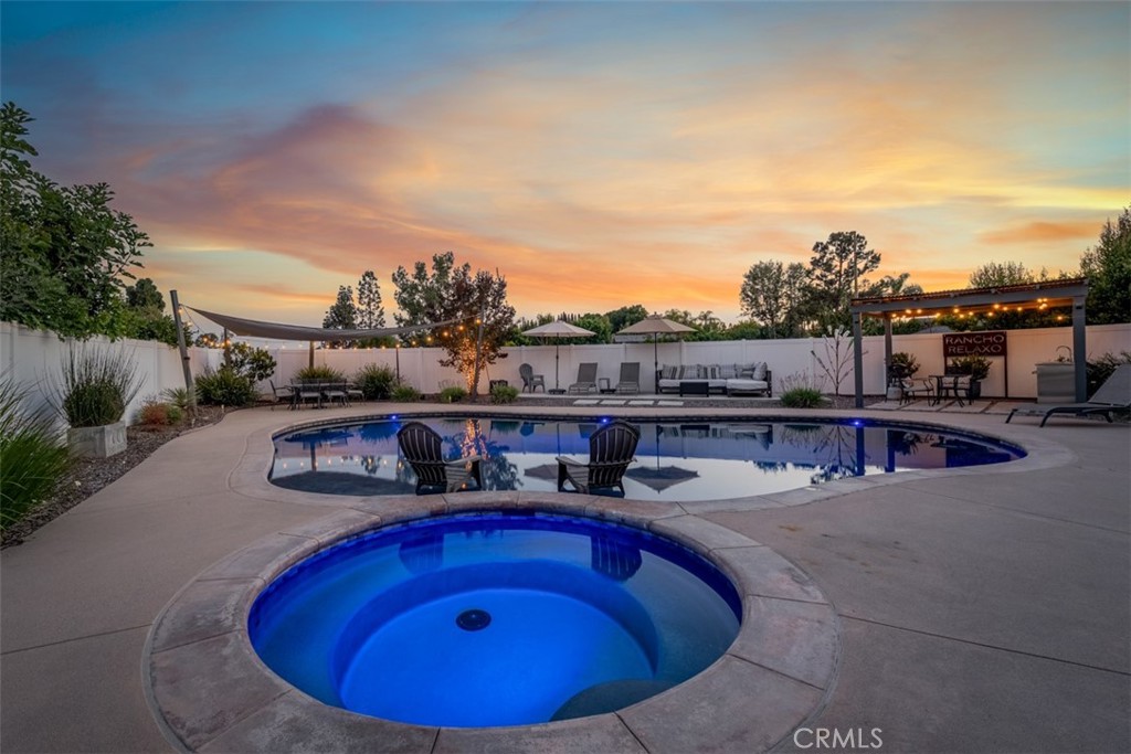 5102 Club Terrace