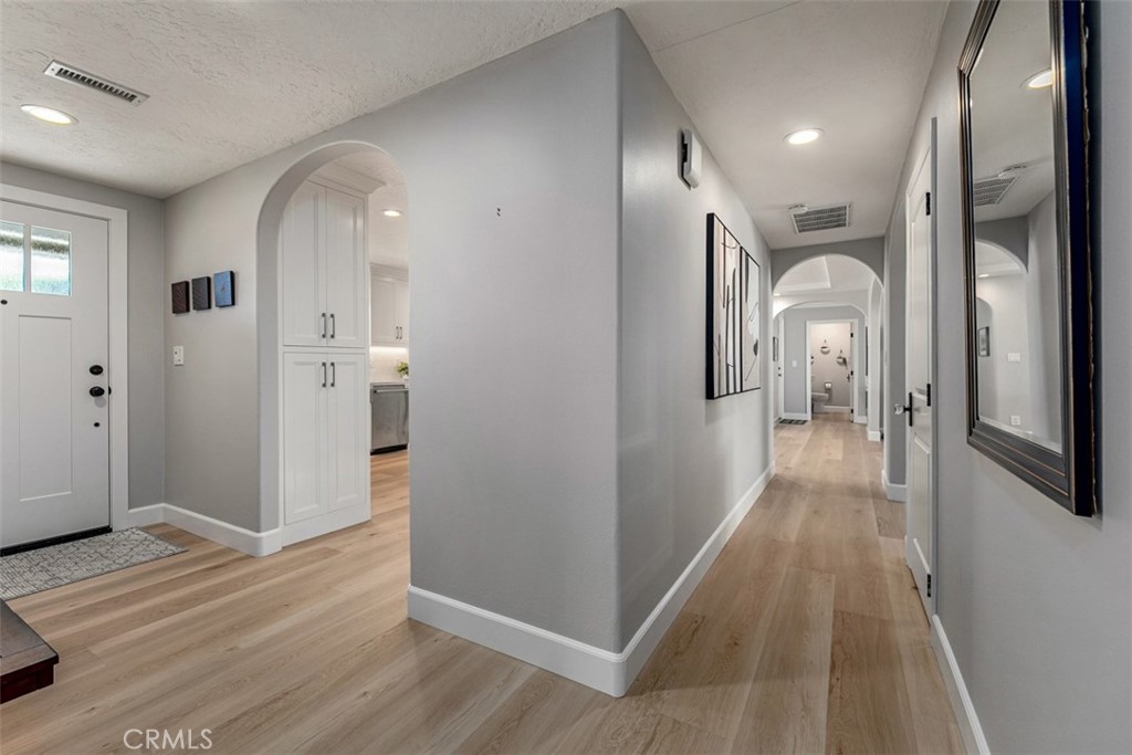 5102 Club Terrace