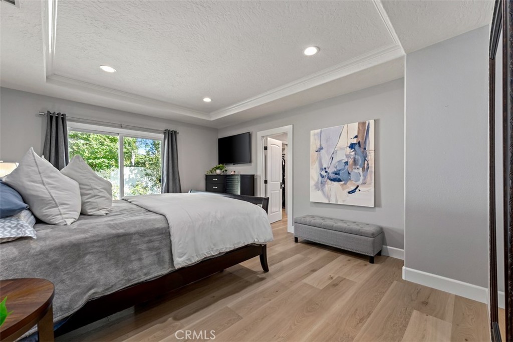 5102 Club Terrace