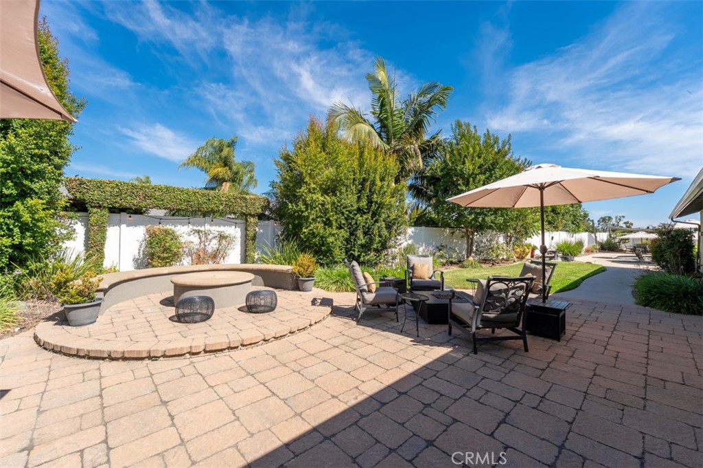 5102 Club Terrace