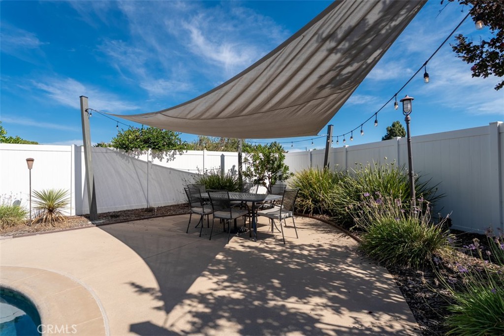 5102 Club Terrace