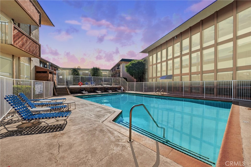 5585 E Pacific Coast Highway 171