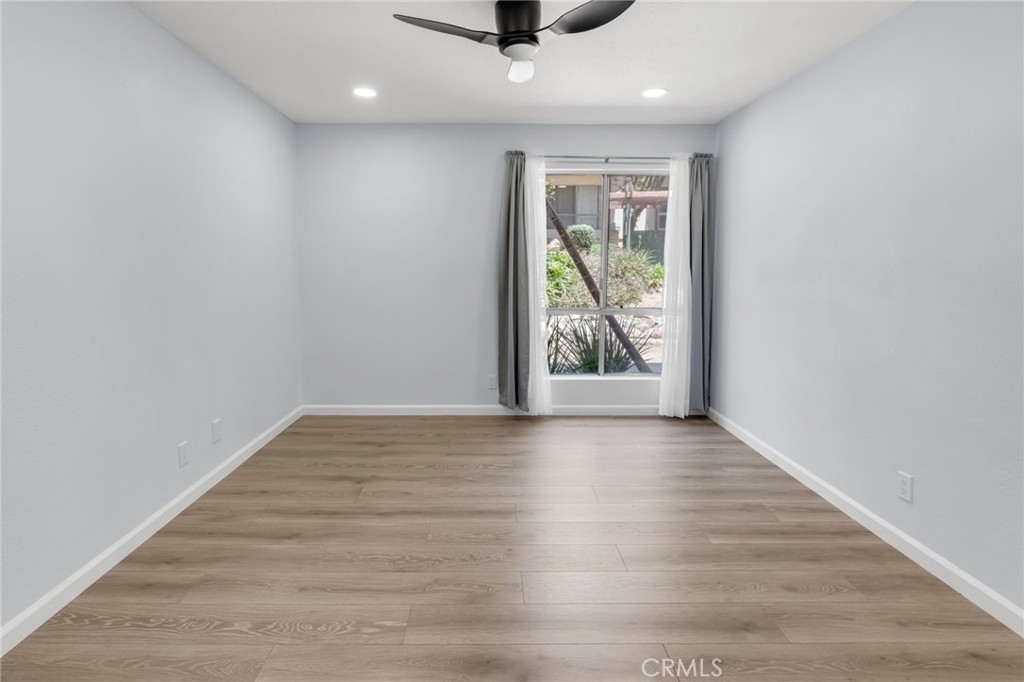 5585 E Pacific Coast Highway 171