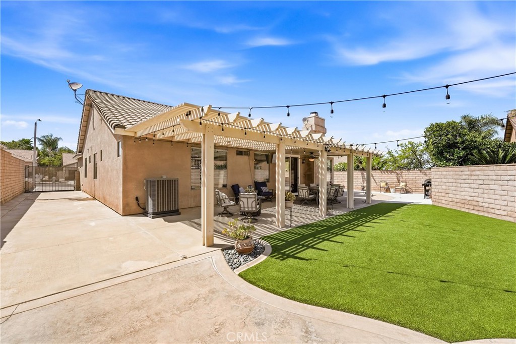 3053 Mira Vista Way
