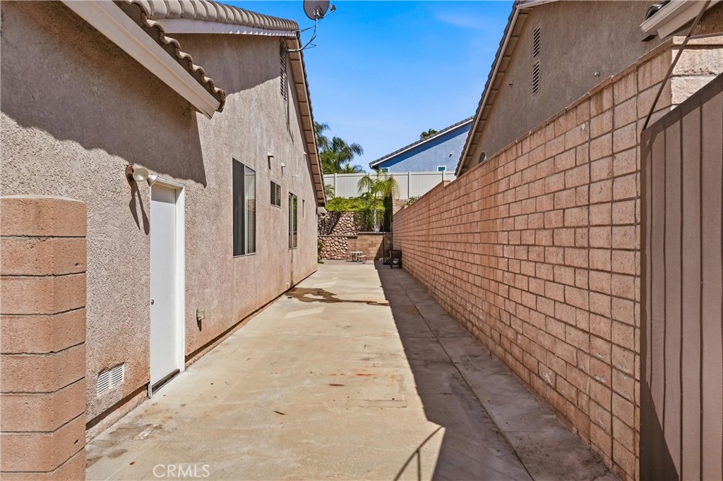 3053 Mira Vista Way