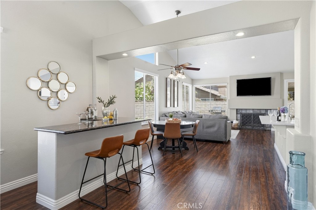 3053 Mira Vista Way