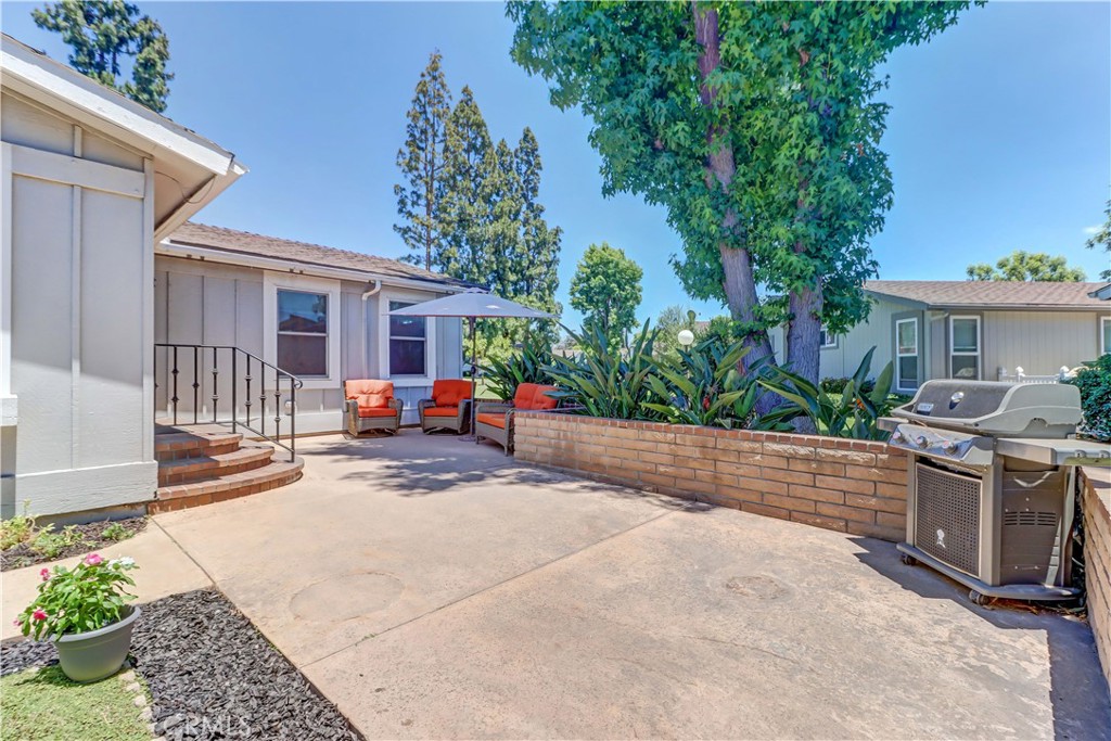 2509 View Lake 44