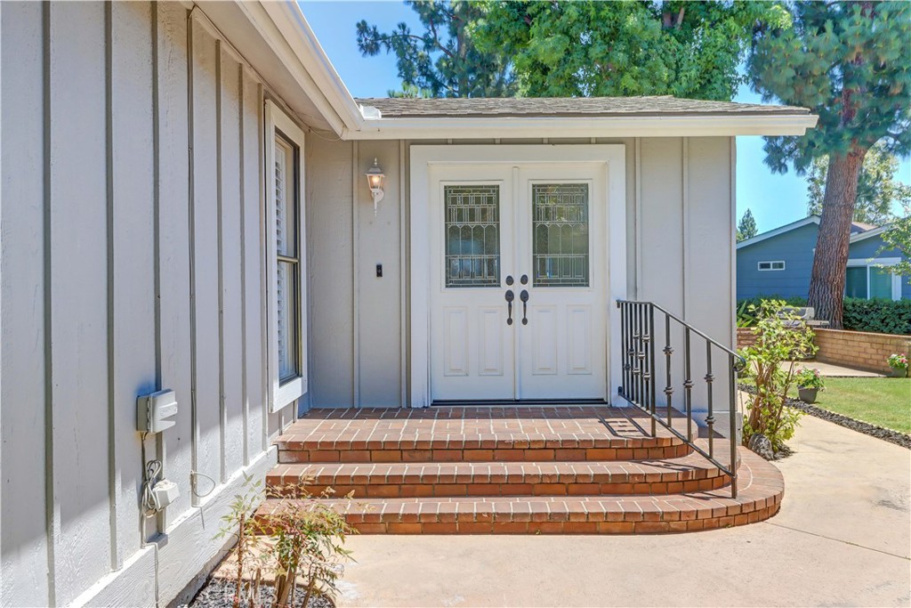 2509 View Lake 44