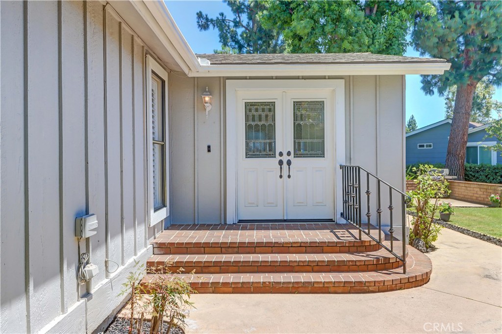 2509 View Lake 44