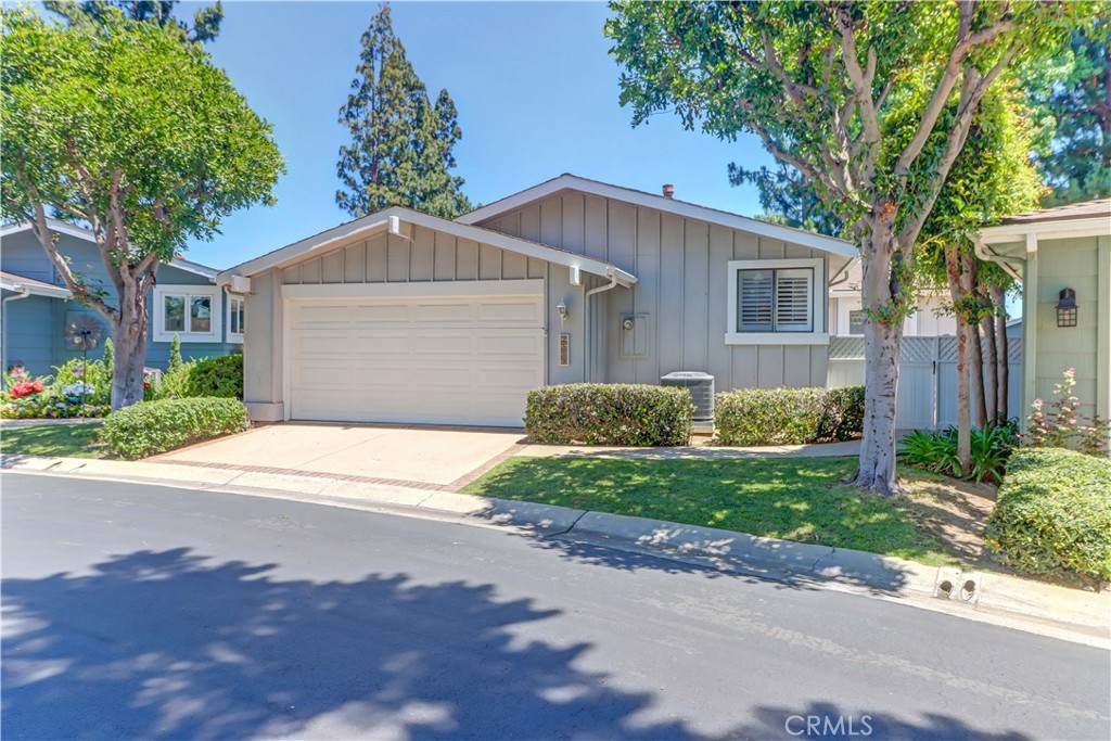 2509 View Lake 44
