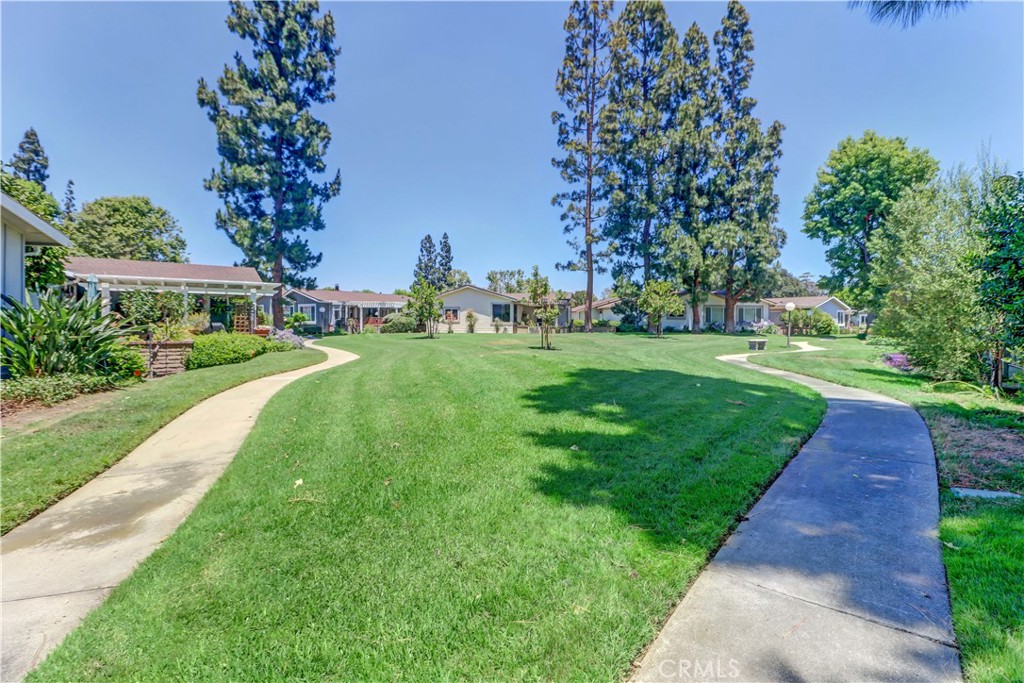 2509 View Lake 44