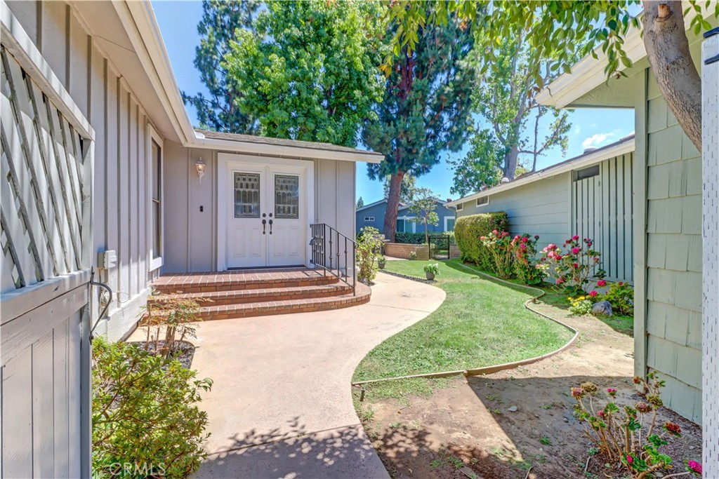 2509 View Lake 44