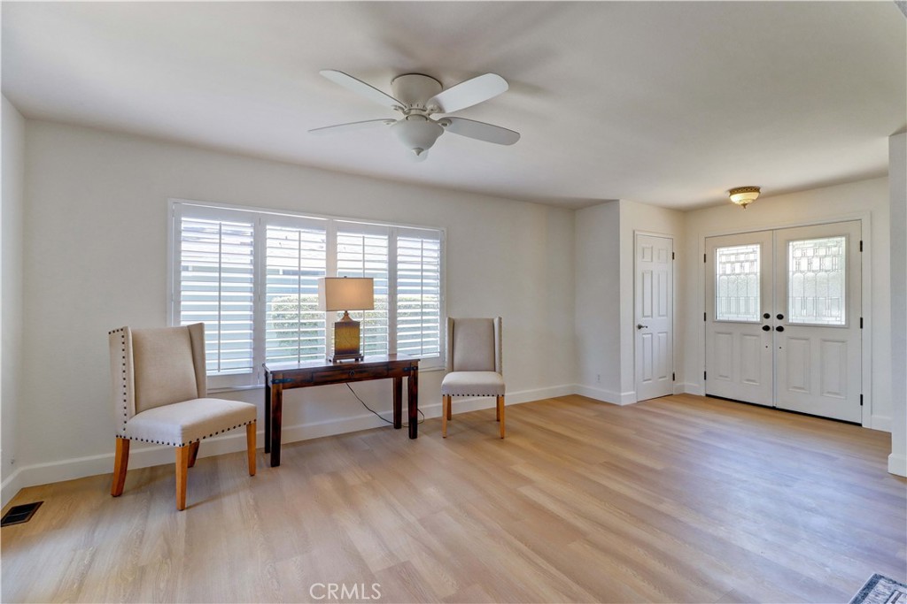2509 View Lake 44