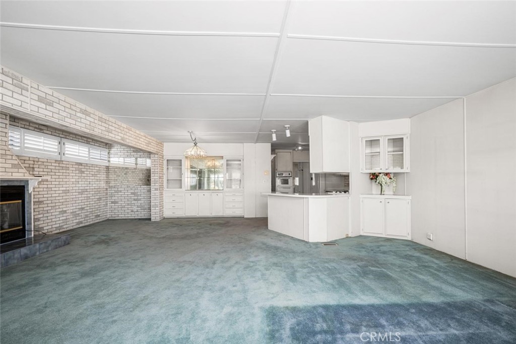 6231 E NARINA VIEW Drive 203