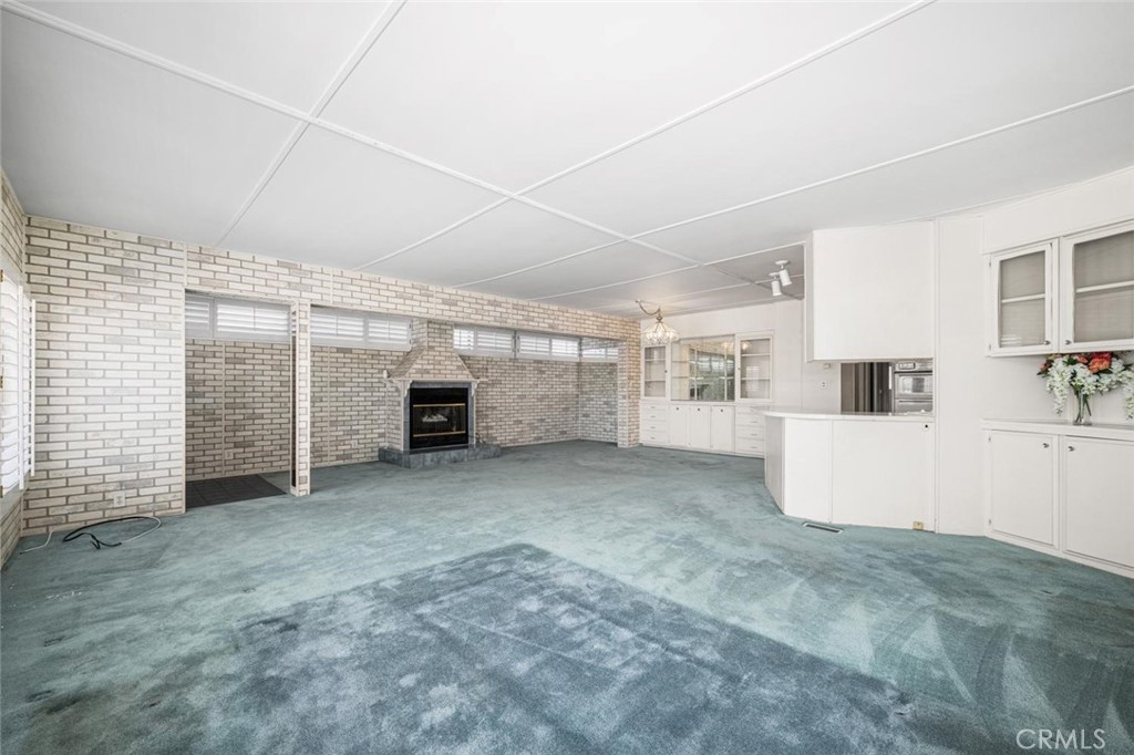 6231 E NARINA VIEW Drive 203