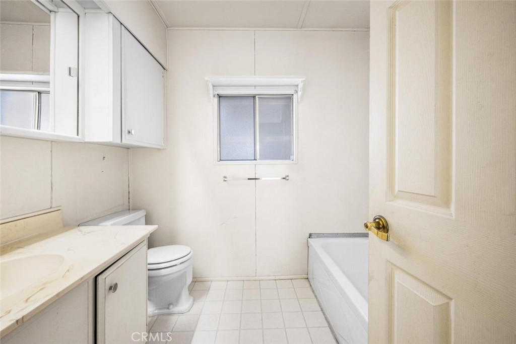 6231 E NARINA VIEW Drive 203
