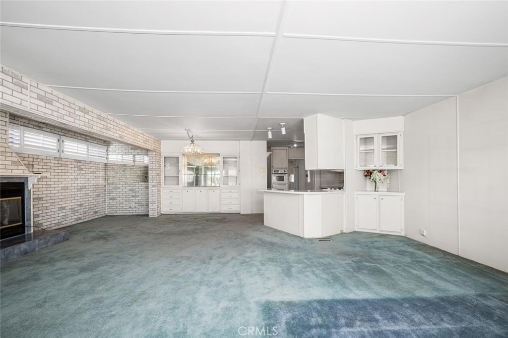 6231 E NARINA VIEW Drive 203