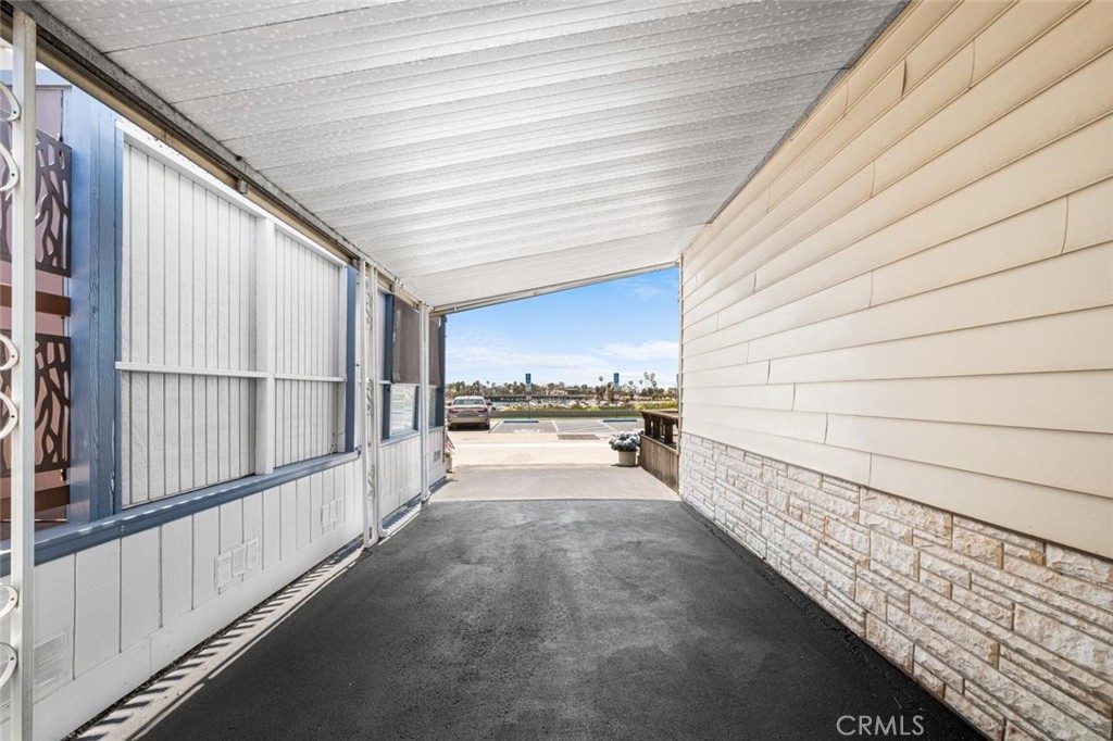 6231 E NARINA VIEW Drive 203