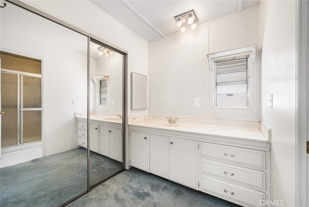 6231 E NARINA VIEW Drive 203