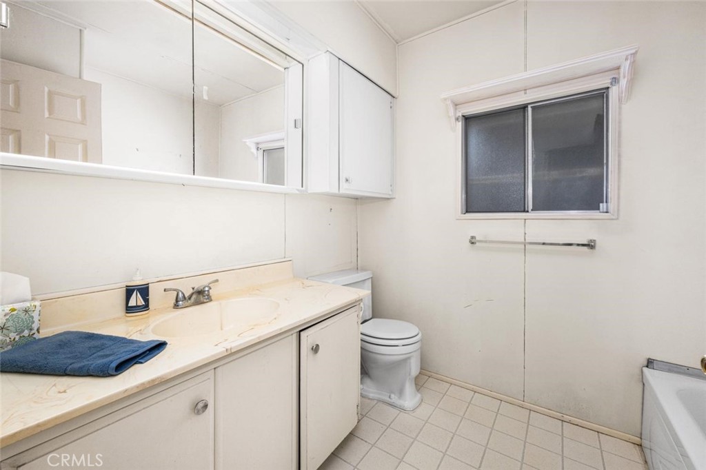 6231 E NARINA VIEW Drive 203