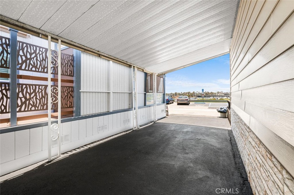 6231 E NARINA VIEW Drive 203