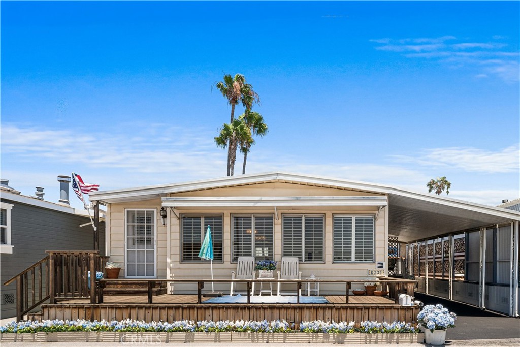 6231 E NARINA VIEW Drive 203