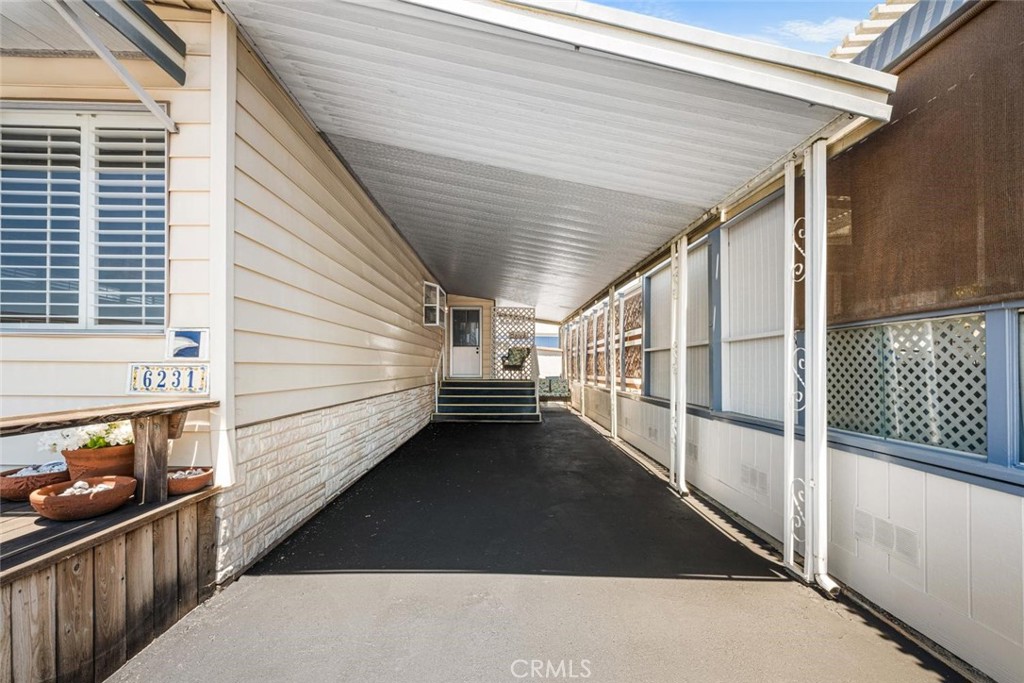 6231 E NARINA VIEW Drive 203