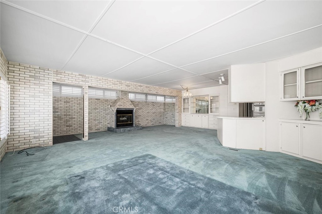 6231 E NARINA VIEW Drive 203