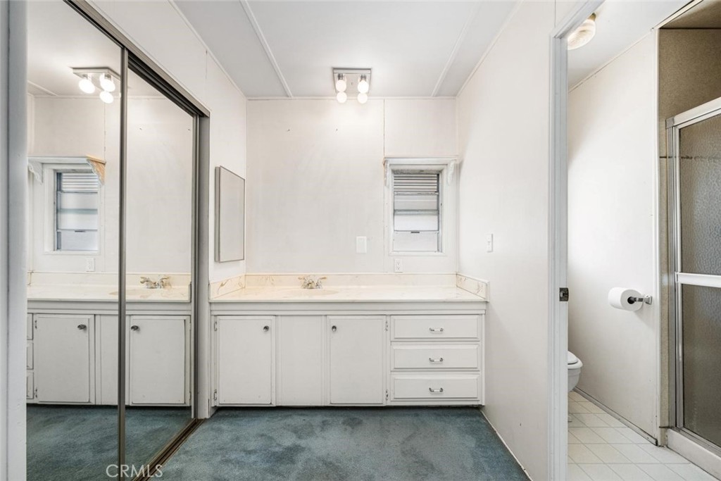 6231 E NARINA VIEW Drive 203
