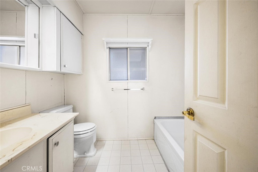6231 E NARINA VIEW Drive 203