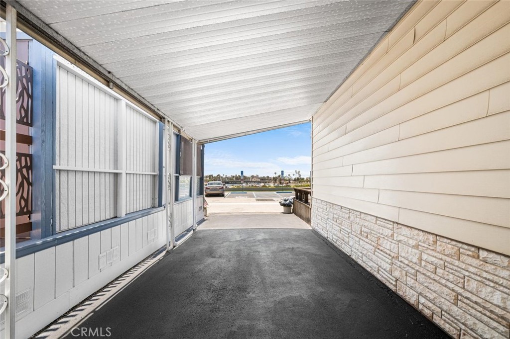 6231 E NARINA VIEW Drive 203