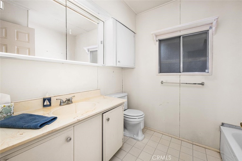 6231 E NARINA VIEW Drive 203