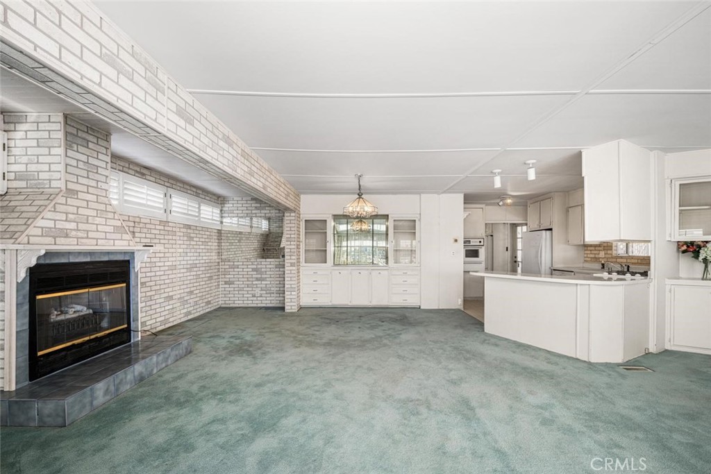 6231 E NARINA VIEW Drive 203