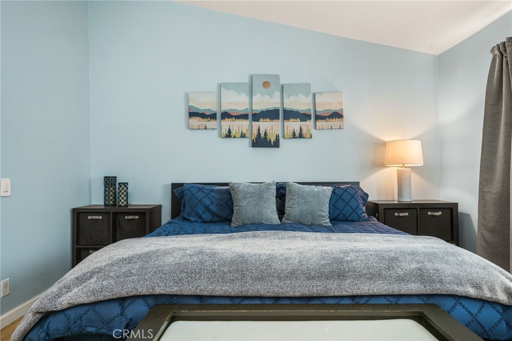 1231 N Dolores