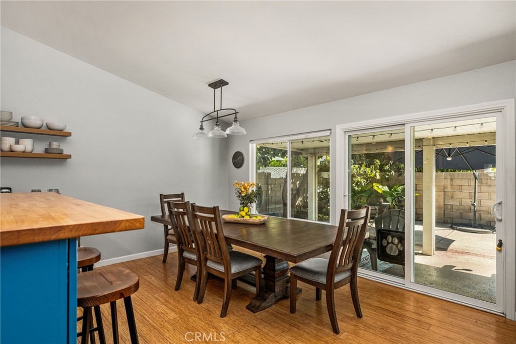 1231 N Dolores