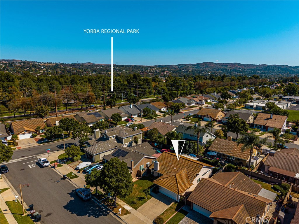 1231 N Dolores