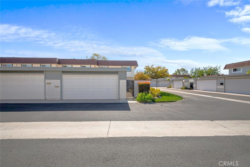 11313 Hart Way