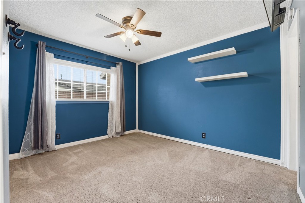 5976 Los Feliz Drive