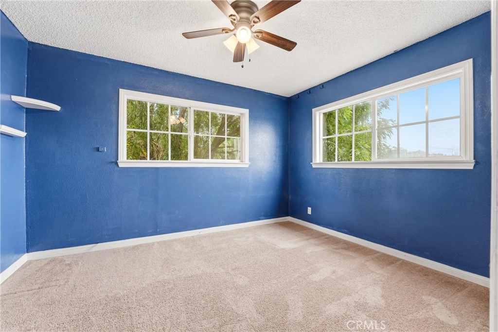 5976 Los Feliz Drive