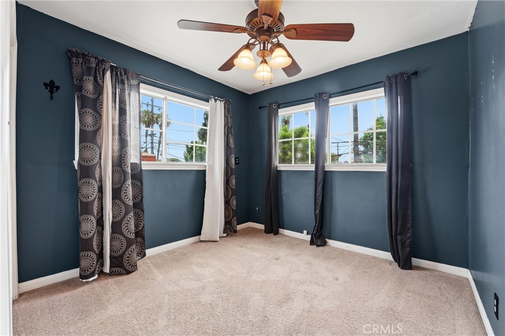 5976 Los Feliz Drive
