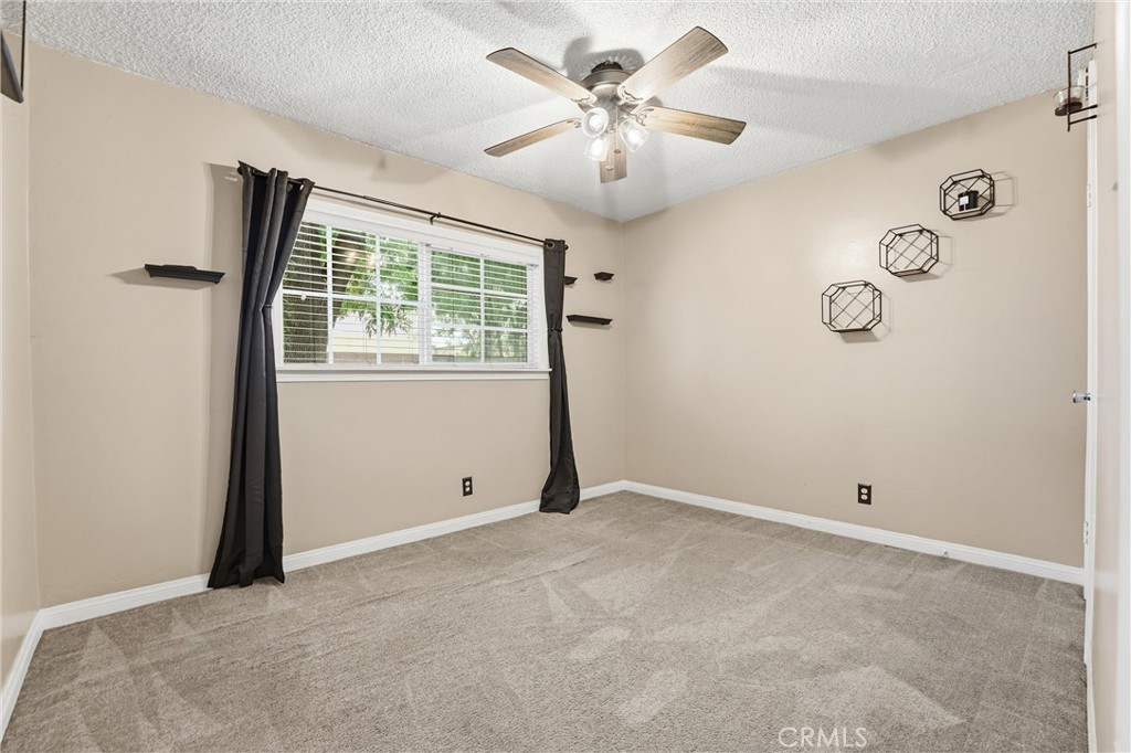 5976 Los Feliz Drive