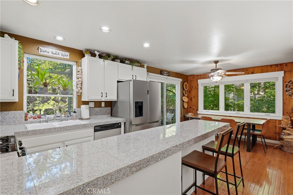 26216 Lake Forest