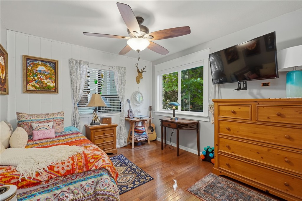 26216 Lake Forest