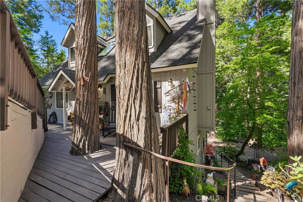 26216 Lake Forest