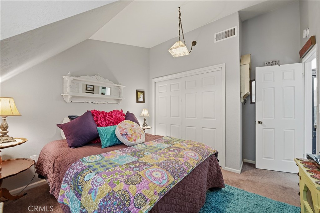 26216 Lake Forest
