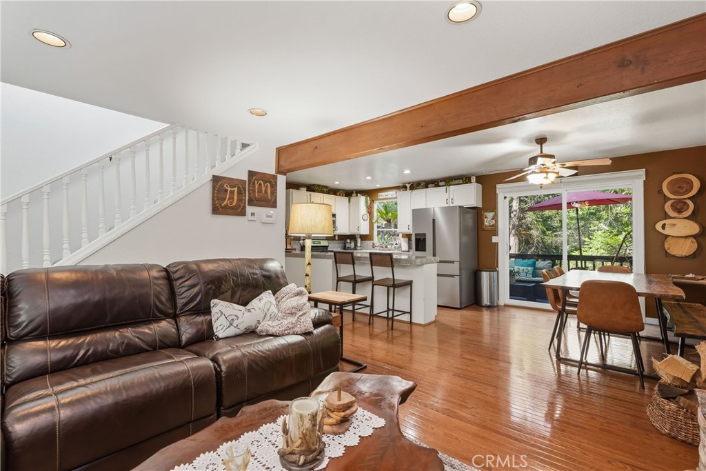 26216 Lake Forest