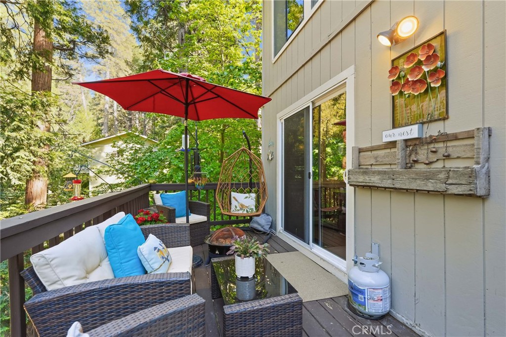26216 Lake Forest
