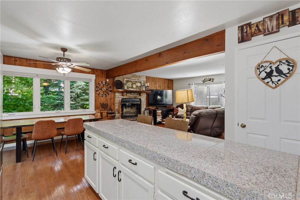 26216 Lake Forest